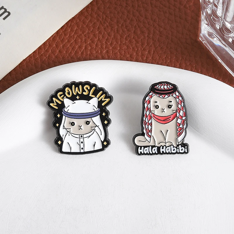 Cartoon Cute Muslim Cats Enamel Pins Creative Meowslim Religious Culture Cat Brooches Bags Lapel Badges Jewelry Gift for Friends