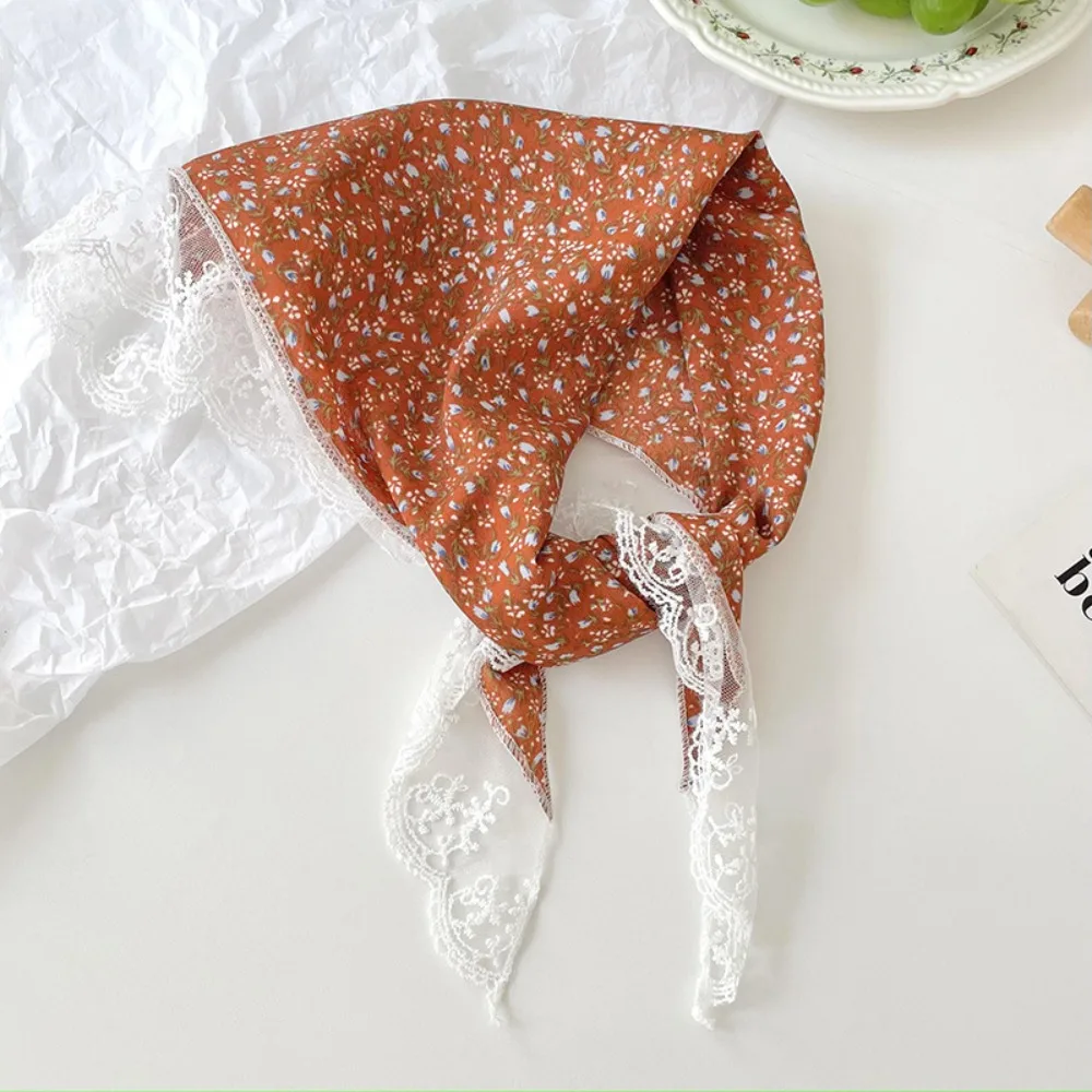 

Новый треугольный шарф во французском стиле, тканевый кружевной тюрбан, бандана, аксессуары для волос, ленты для волос с маленькими цветами на весну и лето