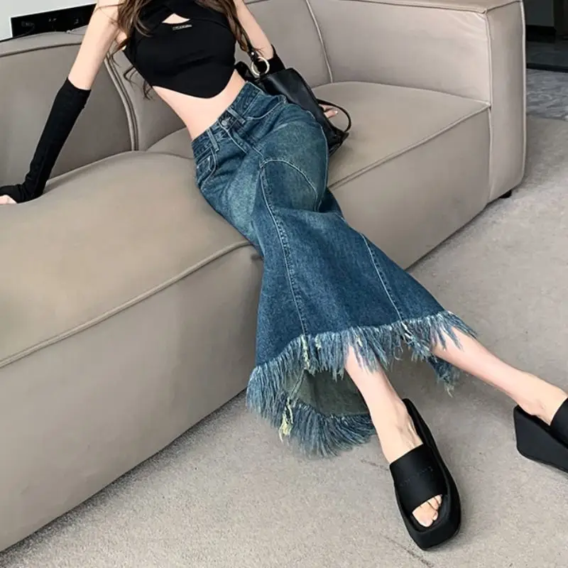 

Winter New Style Tassel Splicing Denim Skirt Women's Retro High-waisted Slimming Mid-length A-line Hip-hugging Skirt