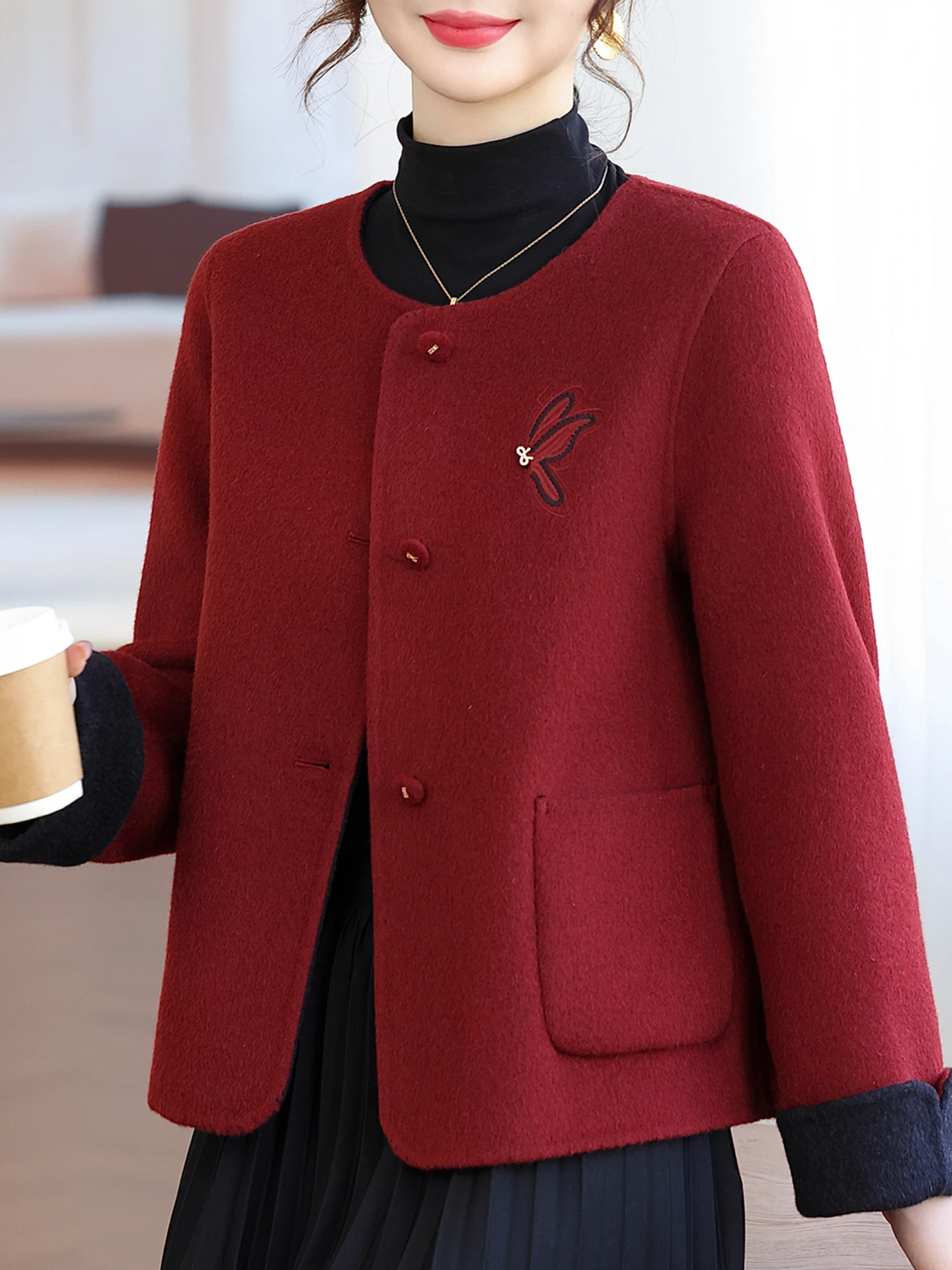 Women Fashion Over The Years - Manteau en laine double face, court,
