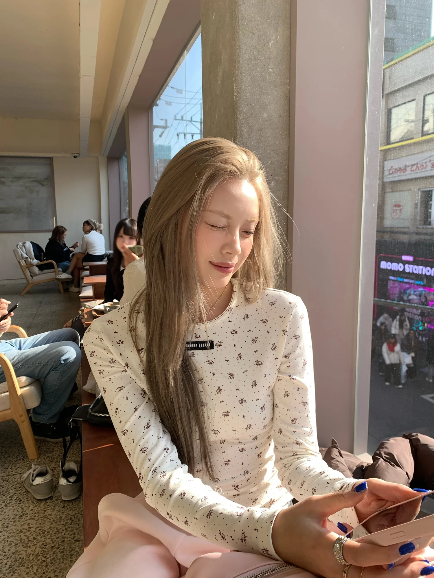 

Miu Sle Good Girl Floral Long Sve T-irt Women's Base Layer Slim Fit Cotton Korean Sle round Ne ort Sve T-irt