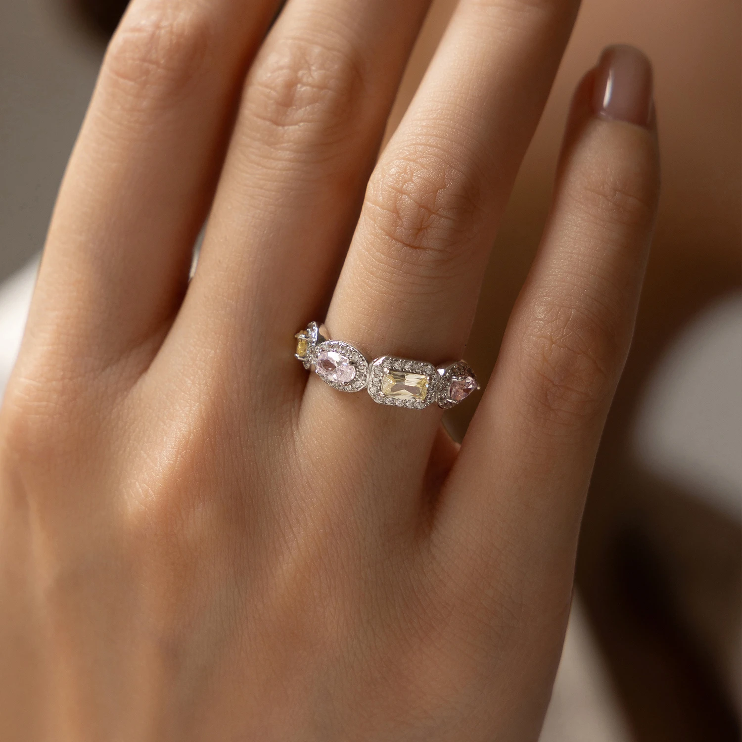 YANLOK 925 Sterling Silver Luxury Candy Color Full Zircon Sugar Cube Eternity Band Rings For Women Fine Jewelry