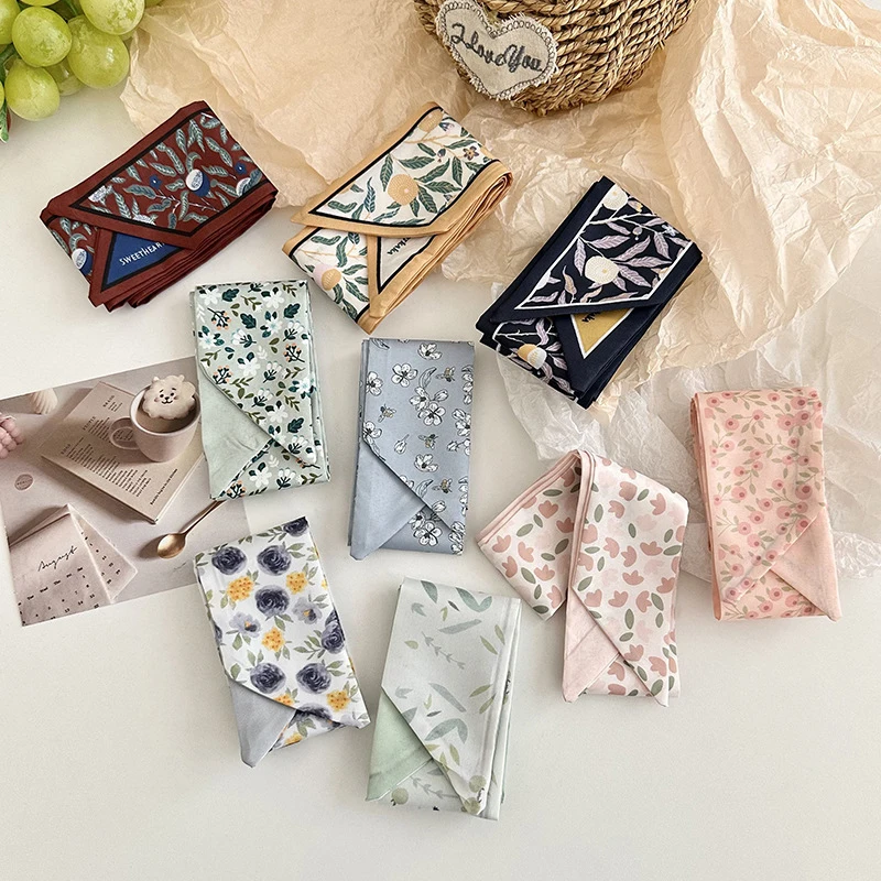 Pañuelo de seda pequeño y fresco para mujer, con estampado floral, para el cabello, la cabeza, la moda, como lazo para bolso, lazo para el cuello, para viajes, fiestas y uso diario.