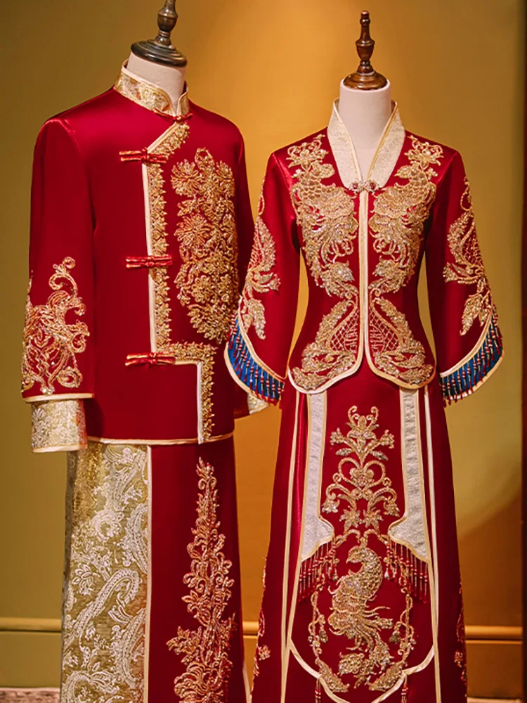 

Chinese Style Couple Wedding Dress Marriage Set Elegant Sequins Beading Embroidery Cheongsam Costume