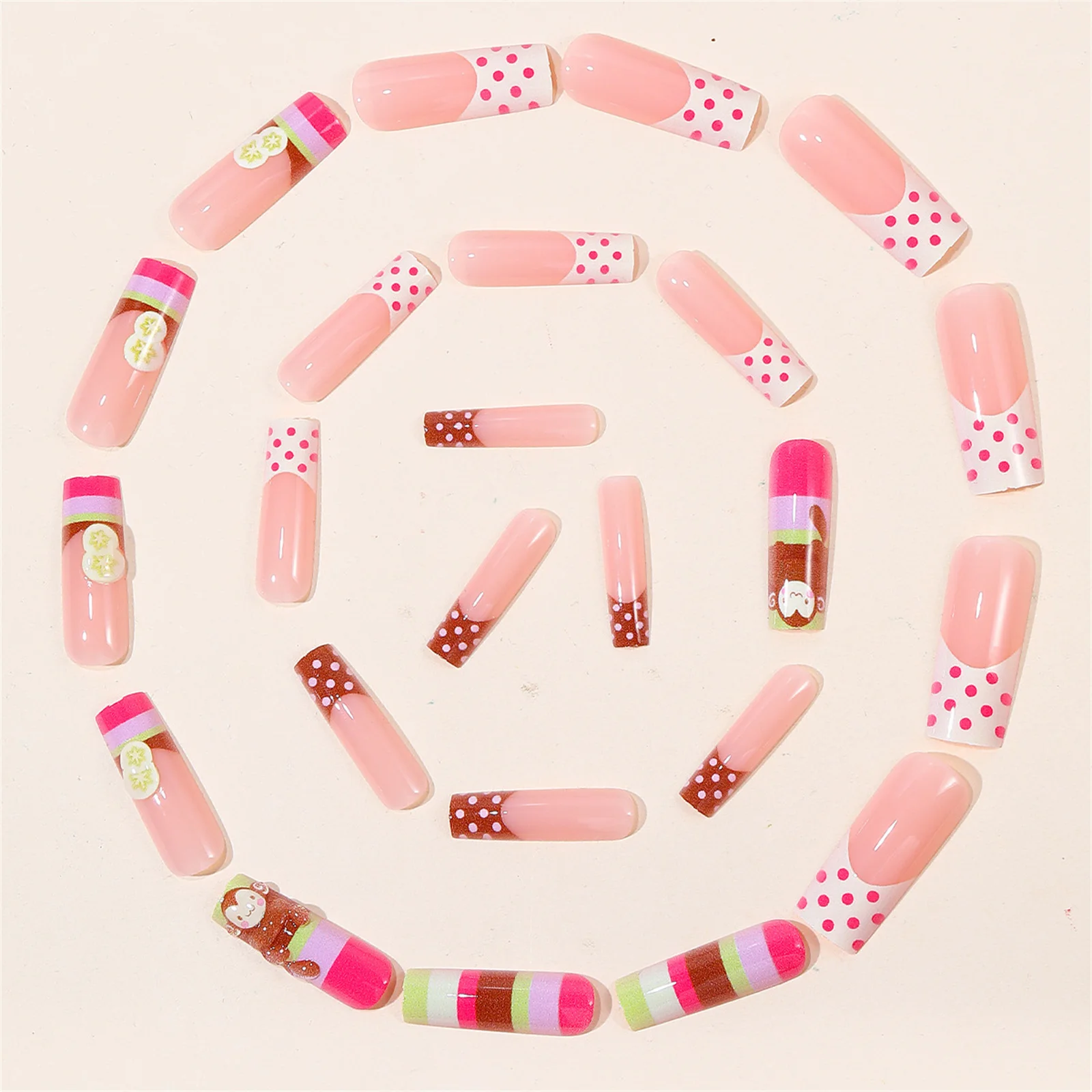 24pcs Sweet Girls False Nails Cute Cartoon Brown Monkey Banana Chips Decor Press On Nails Macaron Stripes French Fake Nail Tips