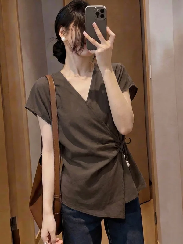 

Elegant Coffee V-neck Short Sleeve Shirt Women's plus Size Belted Waist Top Korean Style Commute Fashion Loose Fit Summer New