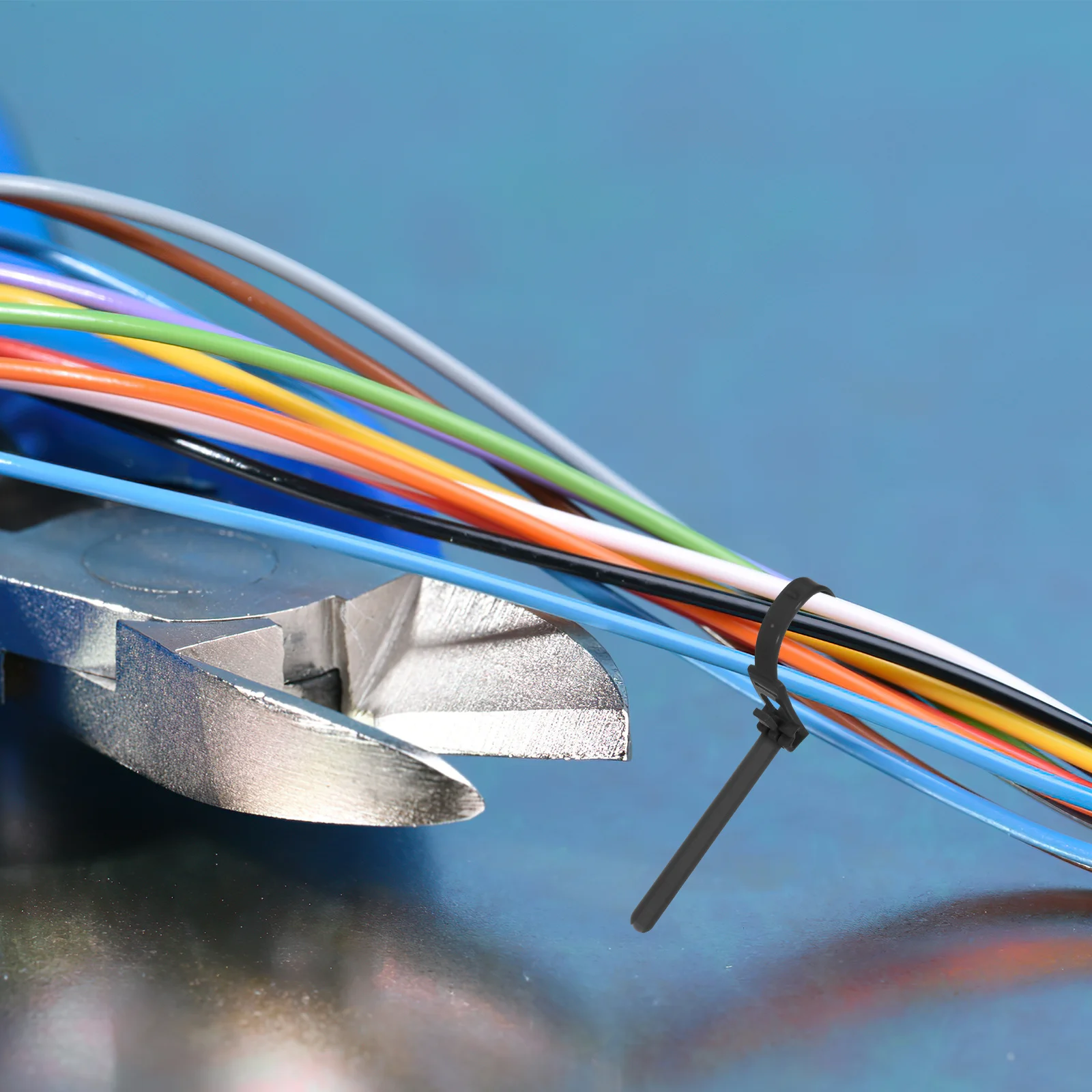 

100 шт. цветных кабельных стяжек: прочные и практичные для организации проводов и кабелей дома и в офисе. Цветные стяжки для кабелей.