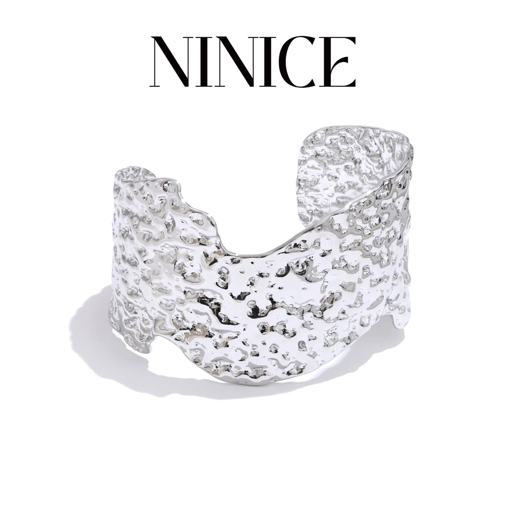 

NiNice Distinctive Stainless Steel Metal Texture Hammer Wide Open Bracelet Bangle Arrivals Popular Jewellery for Women