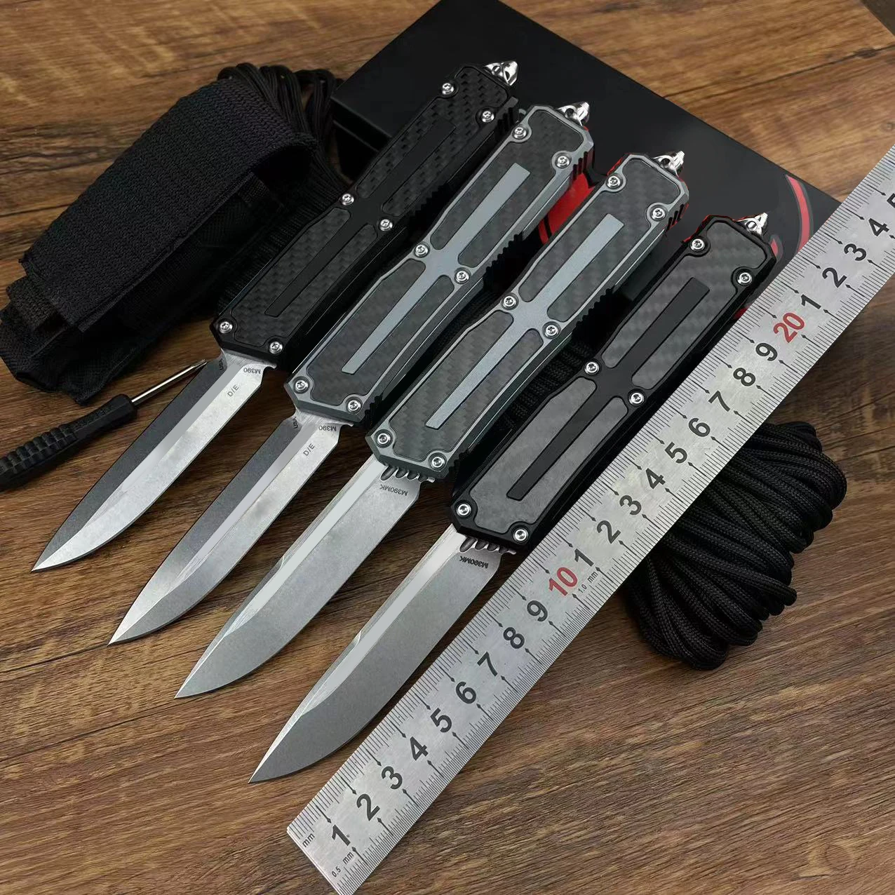 Micro Navy Beetle III Aviation Aluminum+Carbon Fiber Handle D2 Steel Knife Used for Outdoor Camping, Hunting EDC Pocket Knife