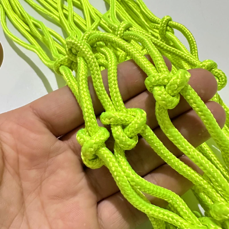 Siatka do koszykówki w kolorze fluorescencyjnego zielonego, najwyższej jakości, wytrzymała, odpowiednia do sportów na świeżym powietrzu i w pomieszczeniach.