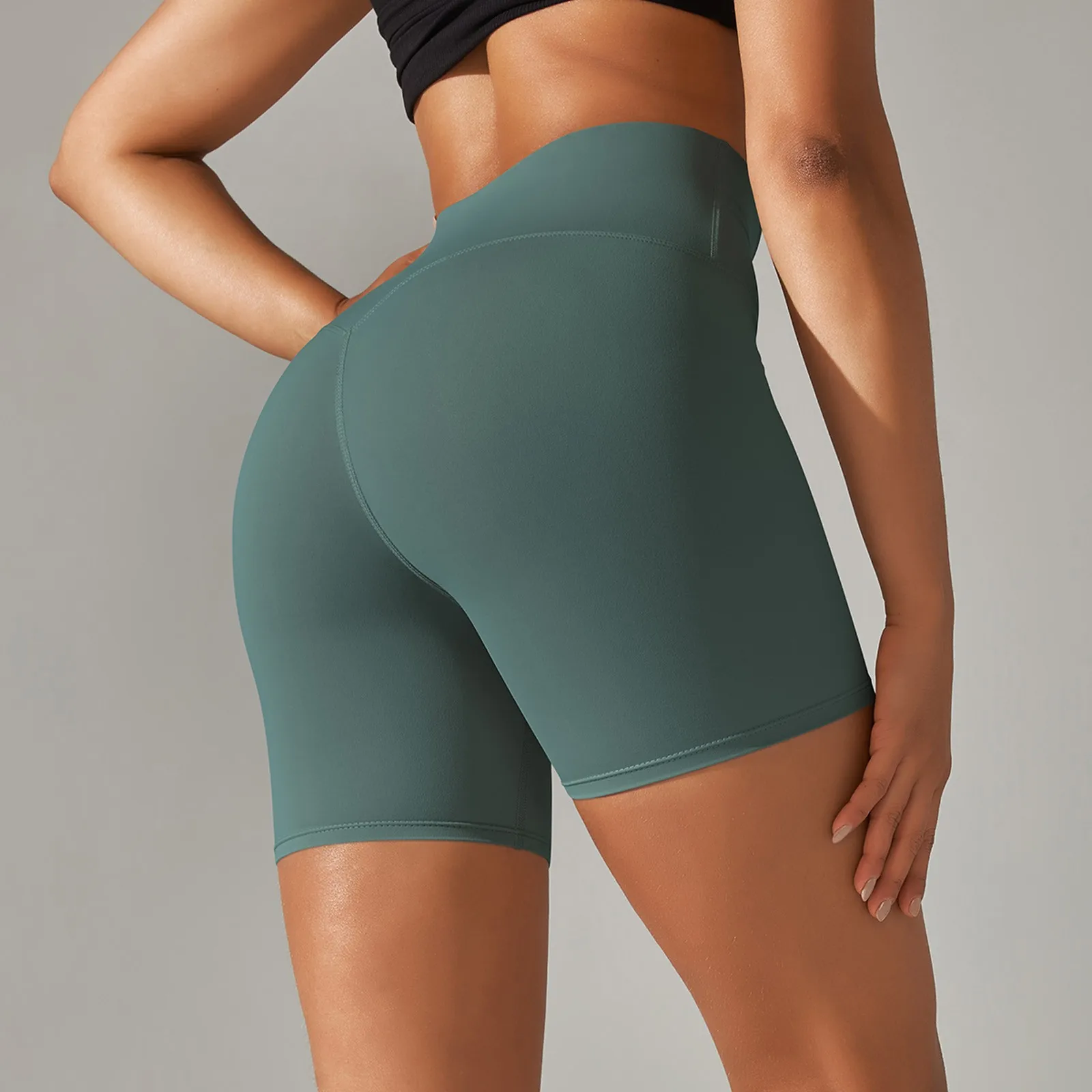 Pantaloncini corti da donna sportivi da yoga Legging fitness pantaloncini attillati pantaloncini a vita alta a prova di squat pantaloncini da palestra per allenamento ciclismo ad asciugatura rapida