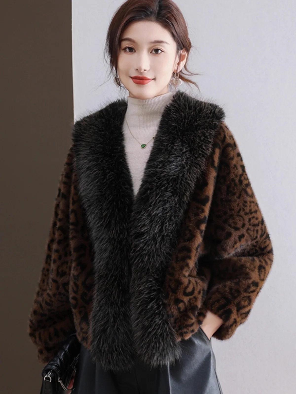 

Lautaro Autumn Winter Elegant Short Thick Warm Colorful Leopard Print Faux Fur Coat Women Luxury Designer Clothes Fluffy Jacket