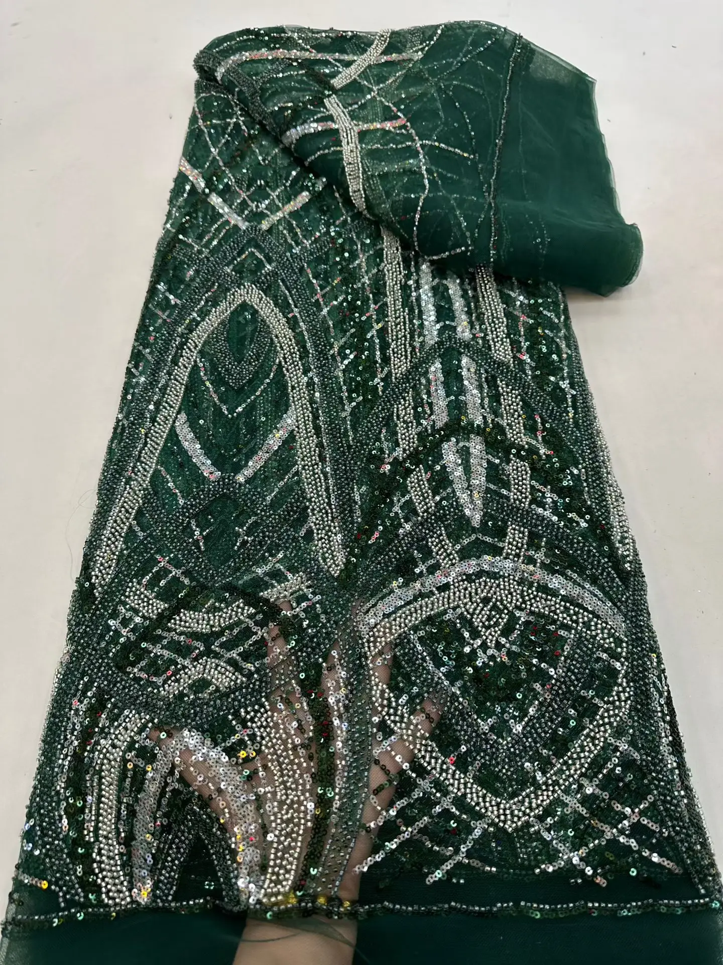 High-Quality Luxury African Embroidered Sequined Lace Fabric, 2026 Nigerian Beaded Lace Fabric Suitable For Wedding Dresses