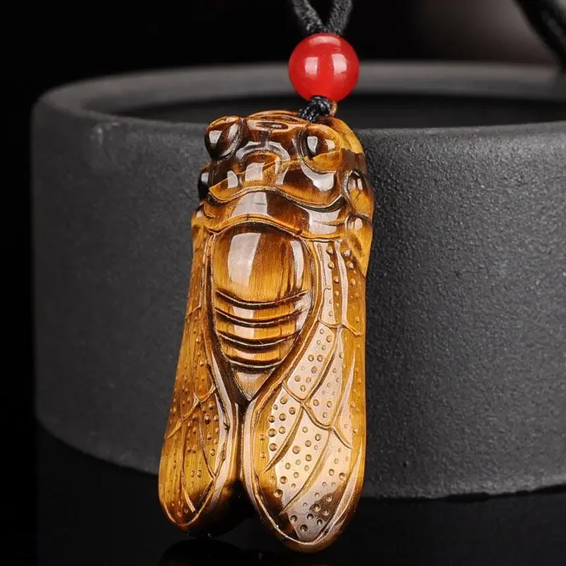 Tiger's eye stone cicada pendant, yellow Yiming amazing tiger's eye stone cicada pendant, golden cicada wood-changed stone