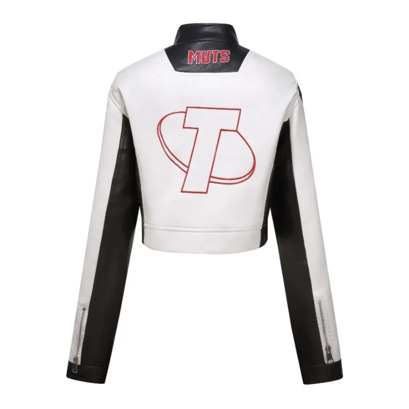 เสื้อแจ็คเก็ตนักขี่มอเตอร์ไซค์ปักลายคุณภาพสูงสำหรับผู้หญิง แจ็คเก็ตหนัง PU สั้นเท่ห์ สไตล์สตรีทแวร์ เสื้อโค้ทบอมเบอร์ เสื้อผ้าผู้หญิงแนวเรซซิ่ง