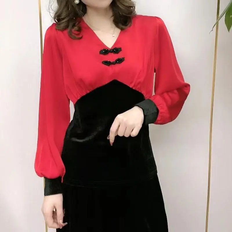 Vintage V-Neck Chic Chinese Disc Buckle Blouse Female Clothing Contrasting Colors Patchwork Spring Autumn Slim All-match Shirt