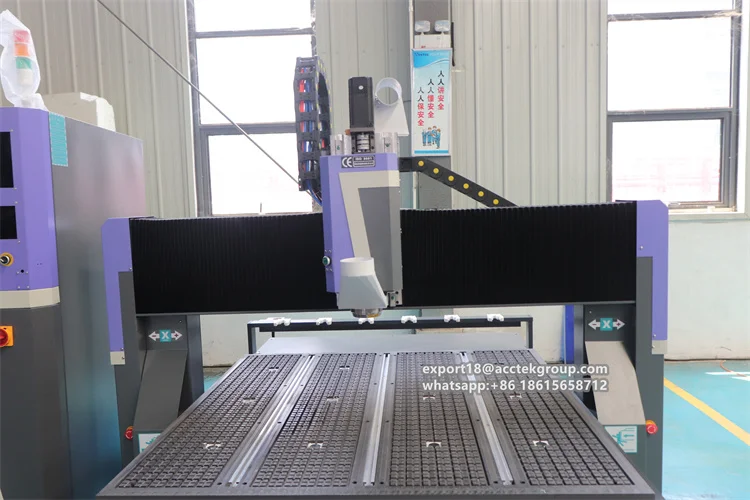 Nuovo router CNC Atc con prezzo economico 1325 2030 Macchina CNC per la lavorazione del legno Macchinari router CNC 1212 per taglio e incisione