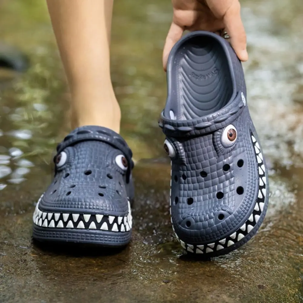 Creativity Crocodile Shape Children's Sandals Breathable Cartoon Slippers Lightweight Non-slip Beach Slippers For Boys Aged 4-7