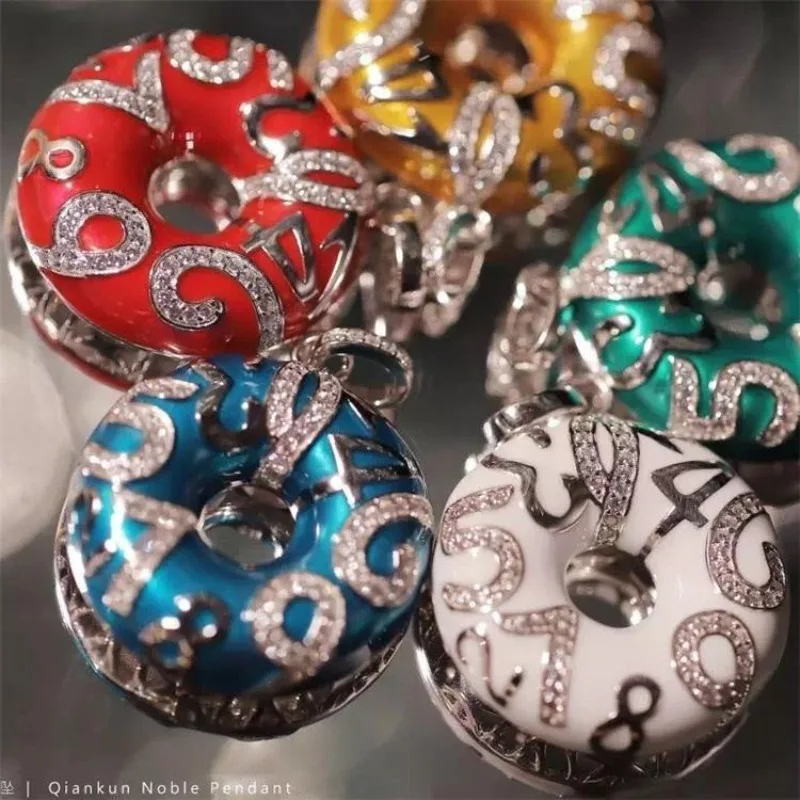 Creative design Engraved digital pendant colorful enamel inlaid diamonds exquisite and unique circular necklace party jewelry