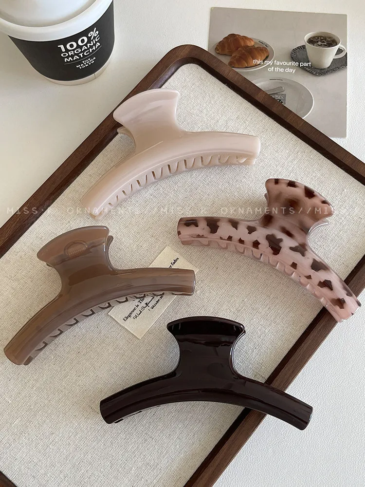 Chinese Style Lucky Elegant Large Acrylic Hair Claw Clips For Women Firm Hold Non Slip Shark Clips For Thick Hair Back Head Wear