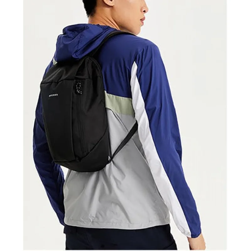 حقيبة ظهر صغيرة للرجال والنساء - حقيبة نهارية كاجوال خفيفة الوزن للسفر والمشي لمسافات طويلة والاستخدام اليومي (أسود)