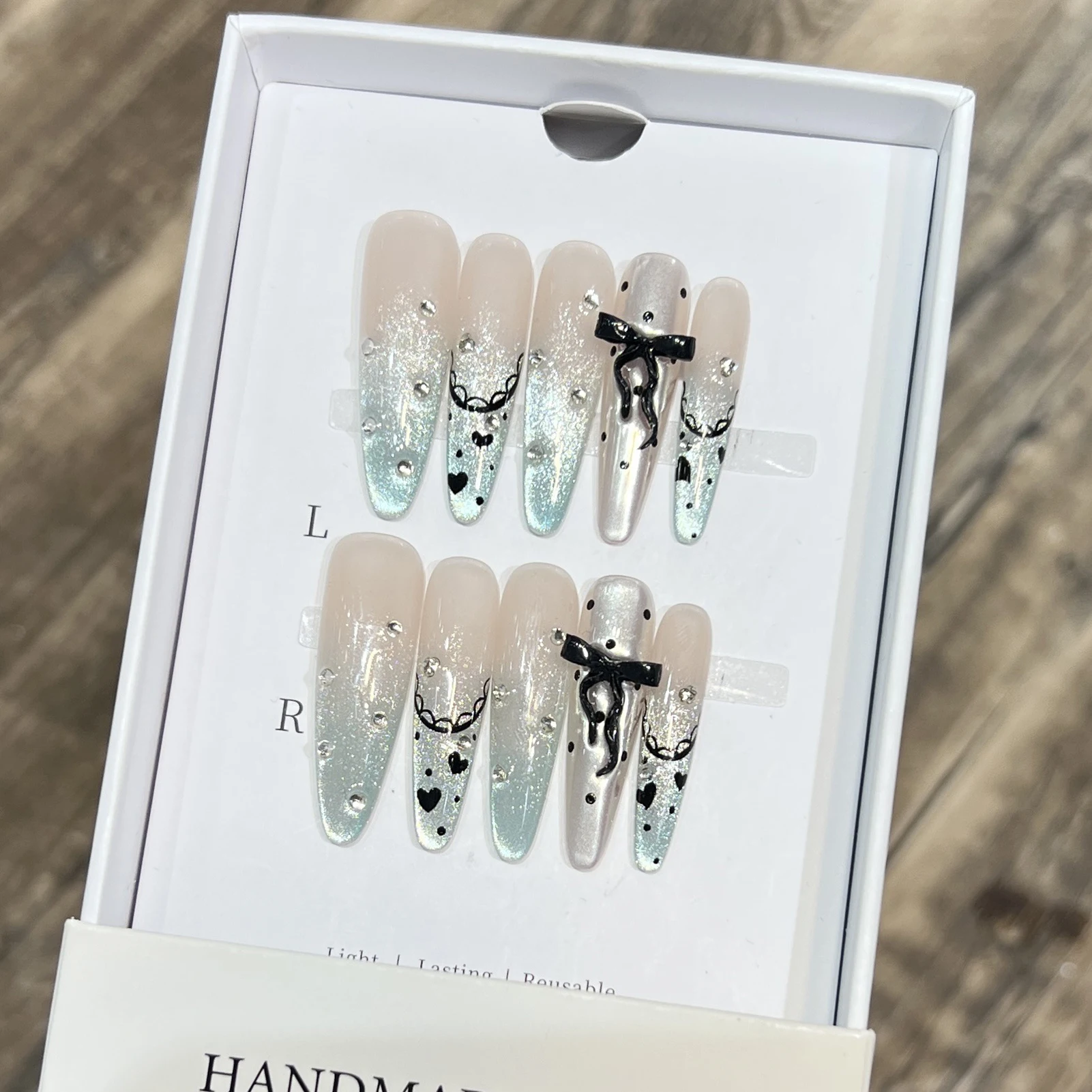 

10 Pcs Fake Nails Cat Eye Press On Nails Bowknot French Fake Nails Gradient Blue Design For Women Party Wedding Daily Wearing