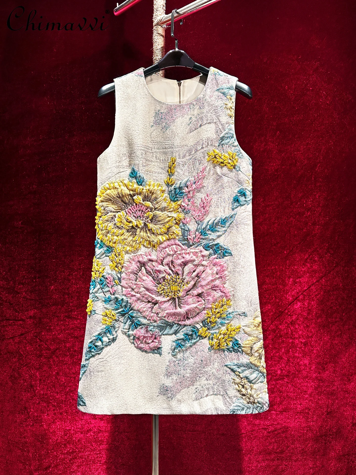 

Heavy Beaded Embossed Jacquard Embroidered Sleeveless Dress High-end Fashion Round Neck Slim Fit Elegant Retro Party Dress