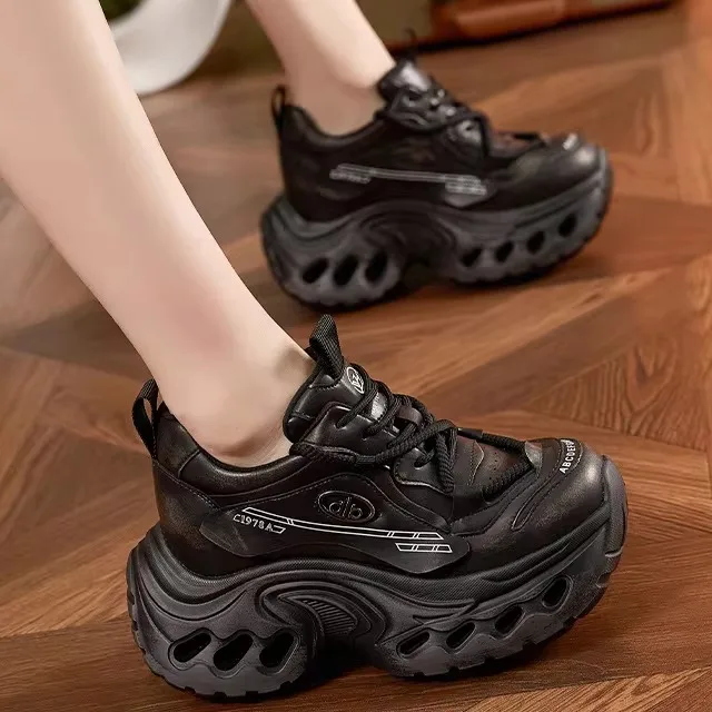 

Casual Sport Shoes Women's Fashionable Thick Bottom Lightweight Comfortable Leather Old Dad Shoes Breathable Mesh