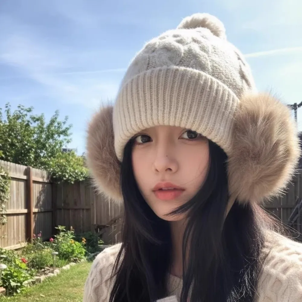 Faux Fur Ear Flaps Cable Knit Trapper Hat Thick Warm Lining Face Slimming Design Faux Fur Beanie Pull On Style