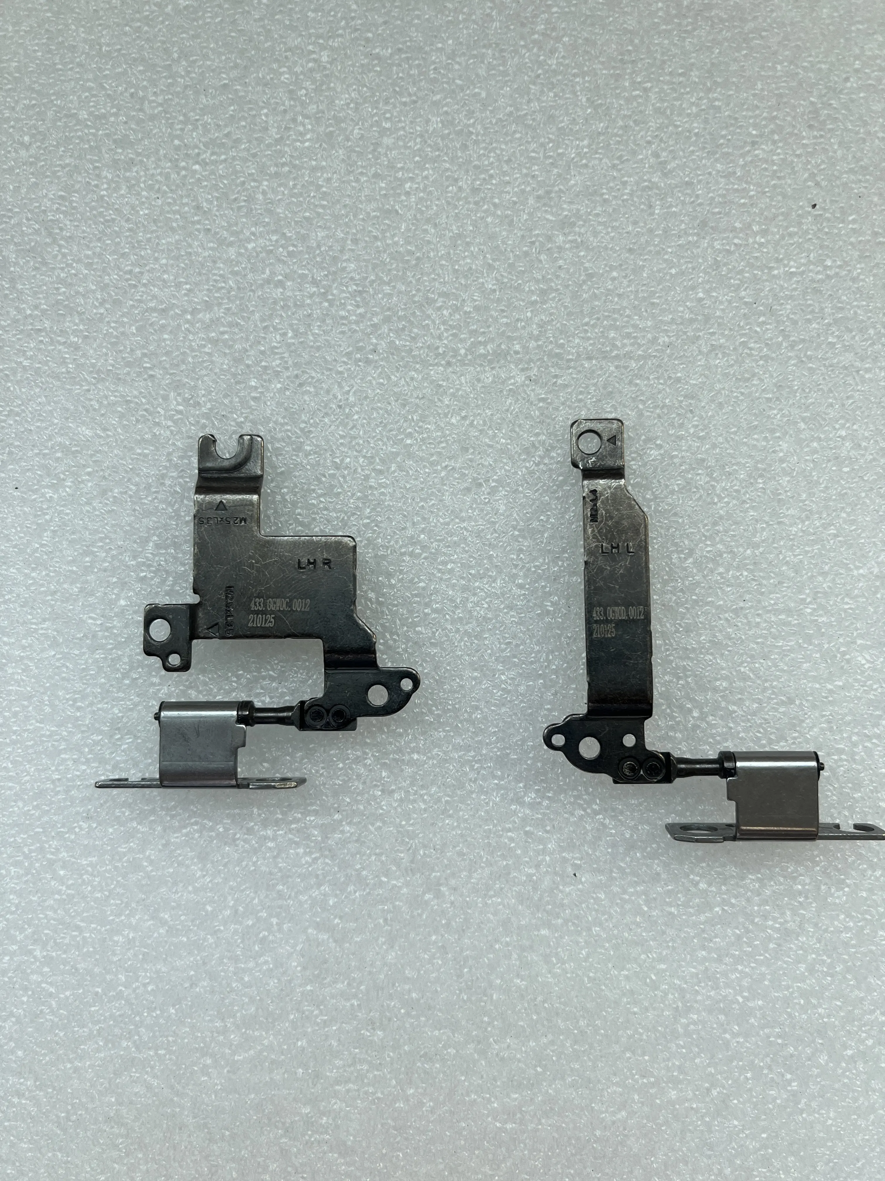 Brand New Original For Dell Latitude E3301 Screen Shaft, Rotary Shaft
