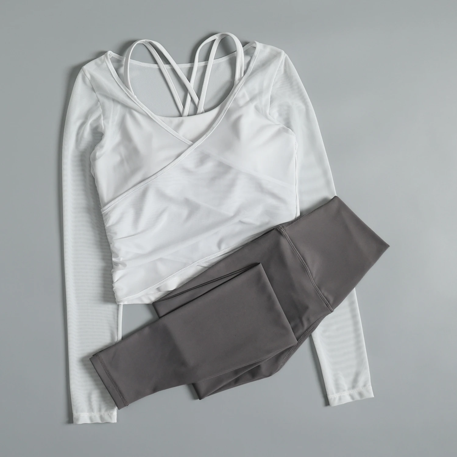 

Осенний женский фитнес-костюм высокого класса с нагрудником, костюм для йоги с длинными рукавами, модный утягивающий костюм для бега