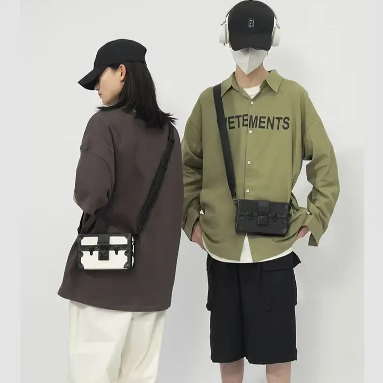 

Crossbody bag, men's and women's lockable personalized box bag, square crossbody single-shoulder bag