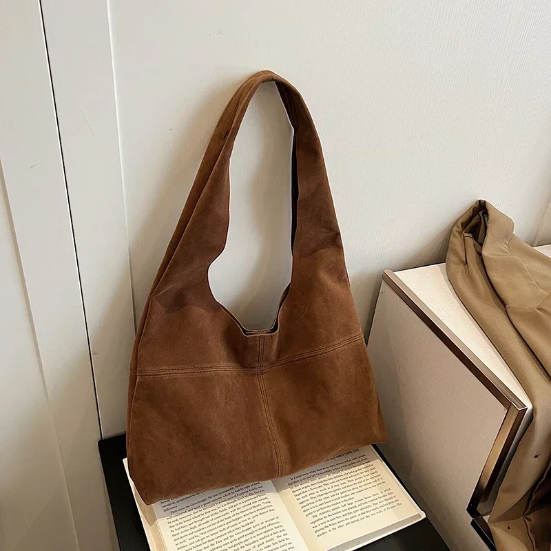 Tote Bag Large Capacity Retro Suede Commuting Simple Underarm Mother Bag Autumn/winter New Shoulder Bag De Enige Schoudertas