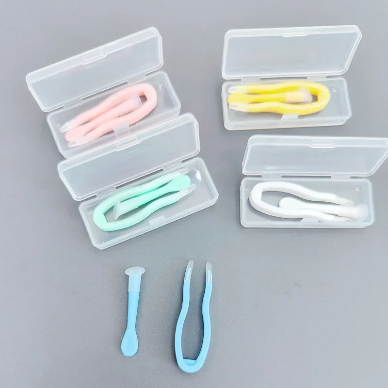 

1Box Mini Contact Lenses Tweezers for Girls Women Contact Lenses CaseTravel Eyewear Kit Holder Container Eyewear Accessories Set