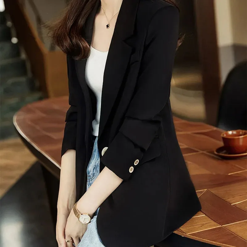 Spring Autumn New Women Leisure Loose Blazer High End Solid Color Long Sleeved Blazer Jacket Female Advanced Sense Suit Top Coat