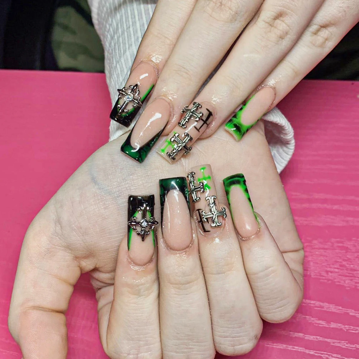 80 ماكارونس ملون عتيق لفن الأظافر المتقاطع مزين بنمط فاسق من سبيكة فن الأظافر DIY إكسسوارات مثقاب معدني للأظافر المزيفة #4