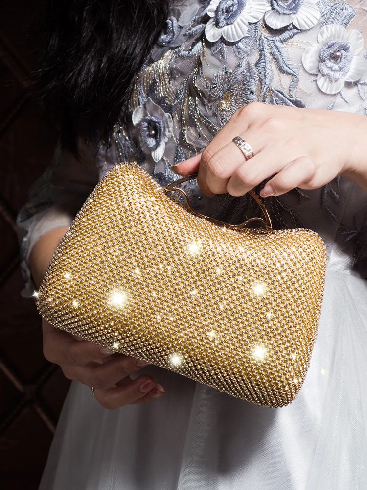 

Ele Diamond Embedded Clutch Handbag for Women Evening Par Dr Faionable European Sle Hard ell Handbag