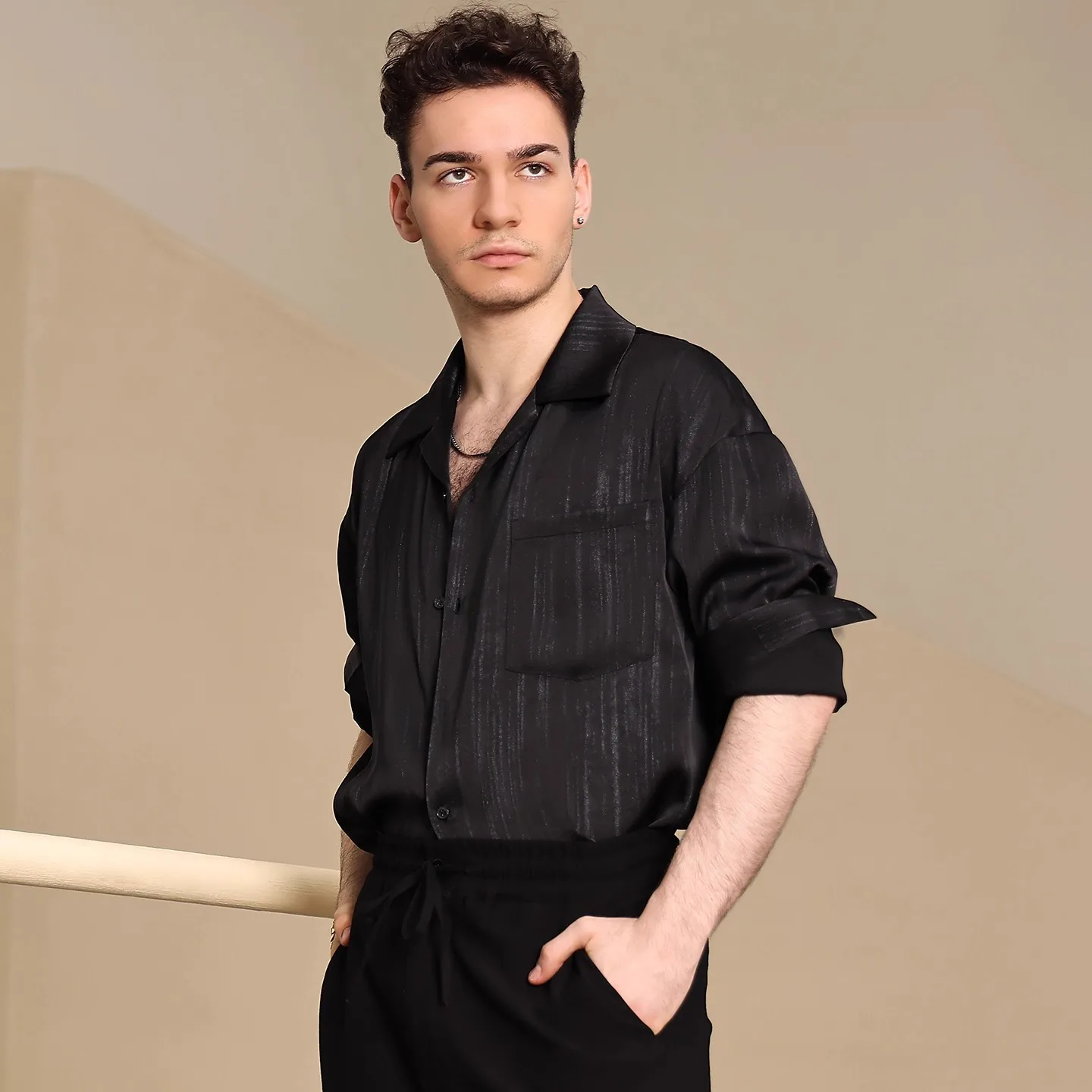 تخصيص الرجال الكبار اللاتينية الوطنية القياسية ملابس رقص المنافسة المهنية دعوى طوق مخطط قميص ممارسة اللباس