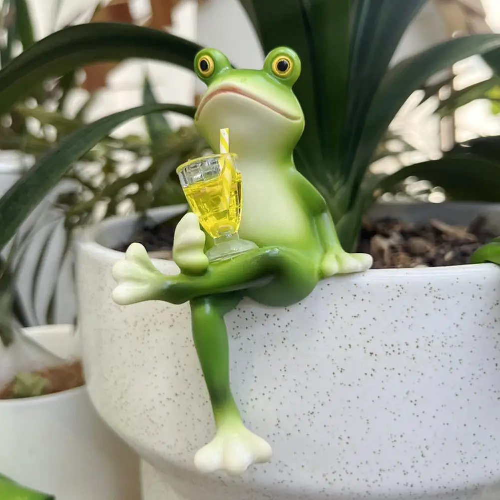 Resin Green Frog and Wine Glass Hangings Statue Plant Decorations Cute Turtle Statue Figurines Planter Pot Hangers