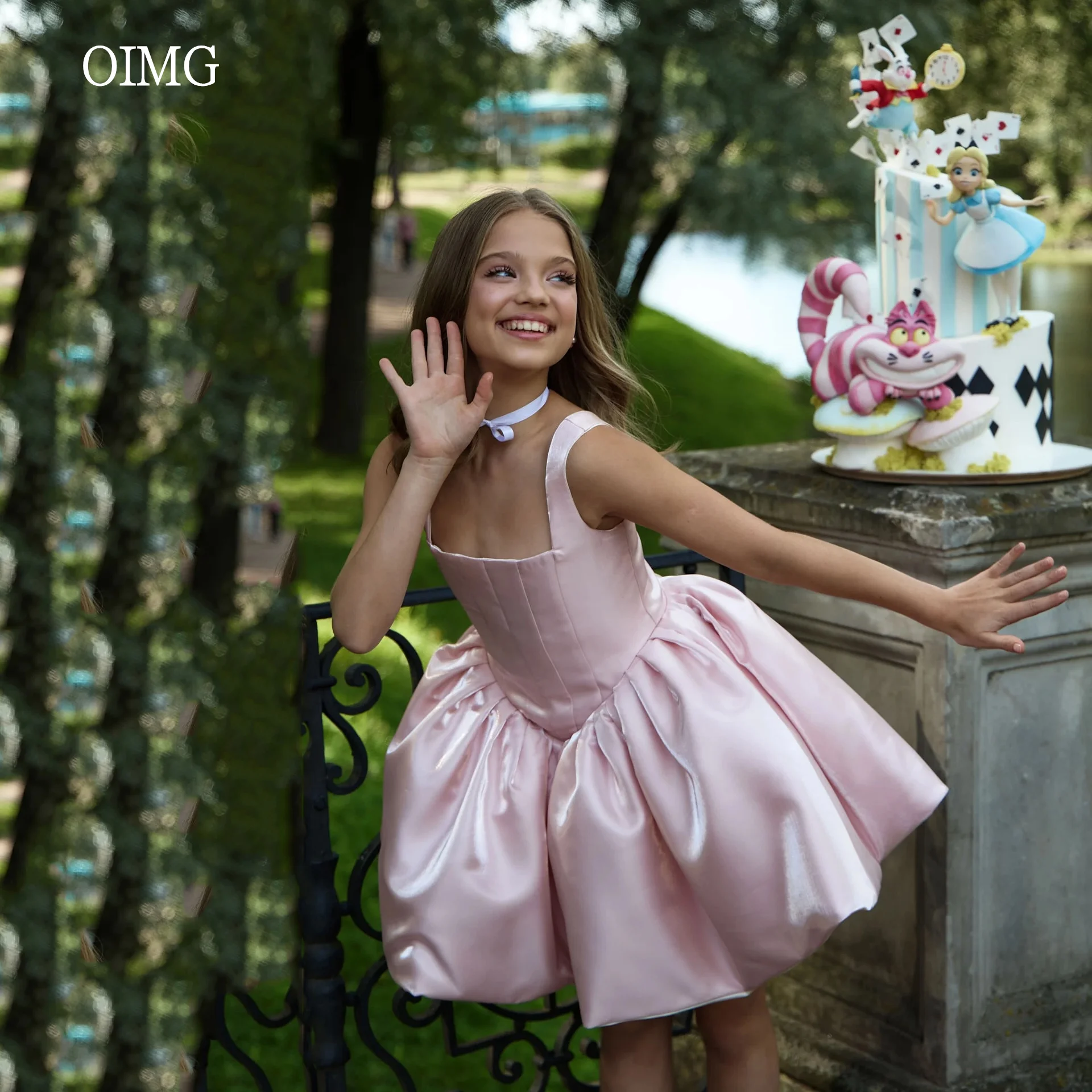 

OIMG Classic Pink Mini Prom Gowns Satin Square Neck Backless Formal Party Gown Short Evening Dress 2025 Customized