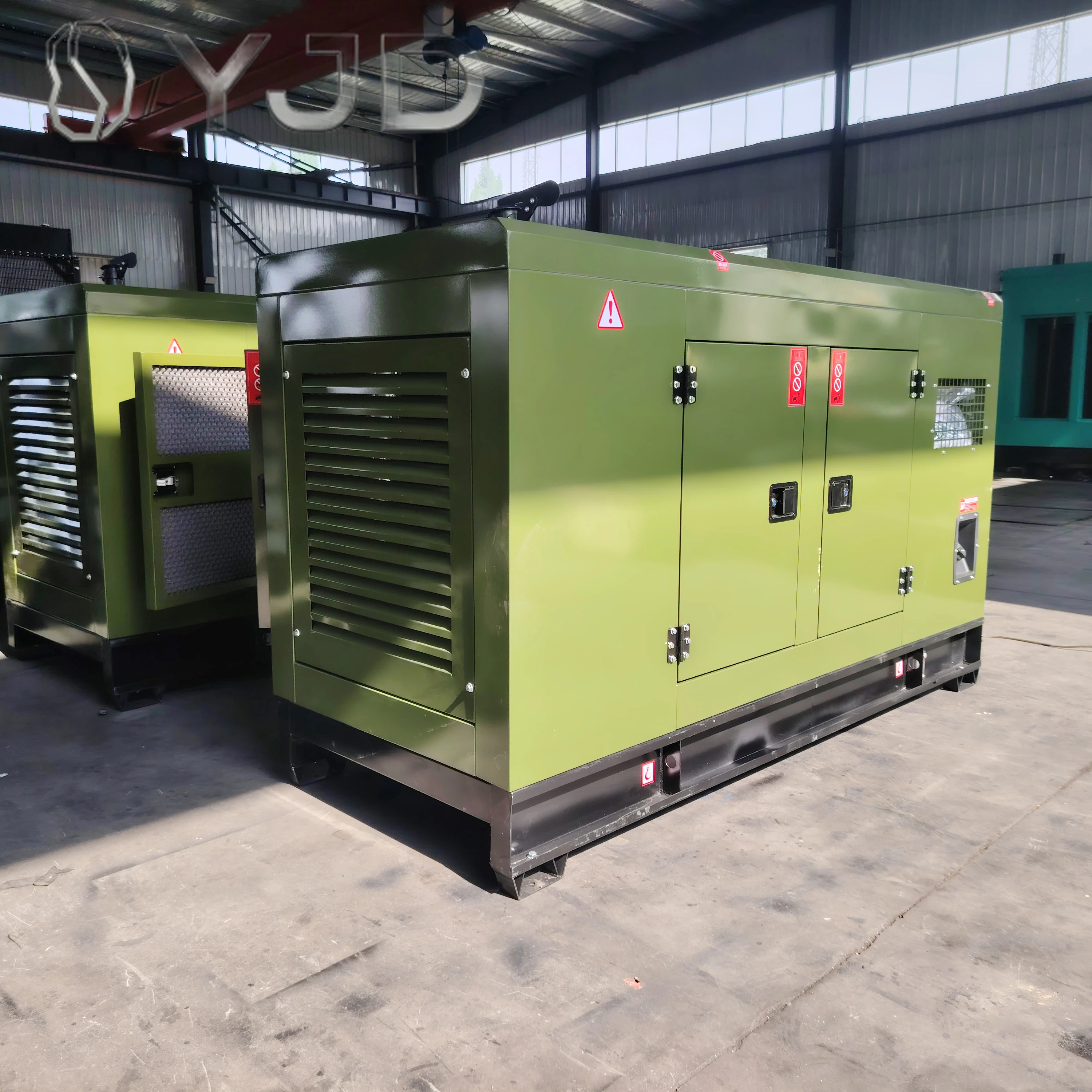 Yuchai Engine Customized High Power 20KW-1600KW Low Noise Sound Insulation Silent Diesel Generator Set Three Phase DC 220/380V