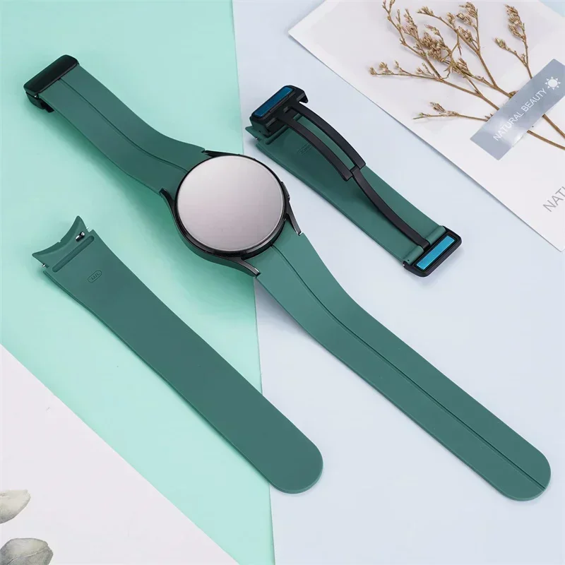 Silicone Bands for Samsung Galaxy Watch 7/6/5 Pro/4 44mm 40mm 45mm Magnetic No gaps strap Galaxy 4-6 Classic 42mm 46mm 43mm 47mm