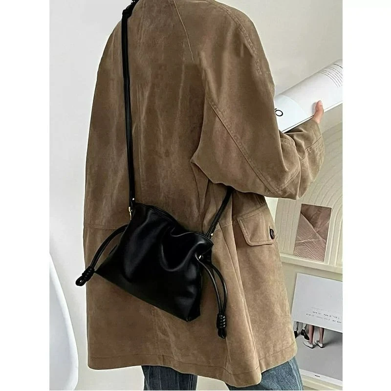 

Cloud Pleated Bag for Women 2025 New Niche Drawstring Handbag Commuting Shoulder Crossbody Bags