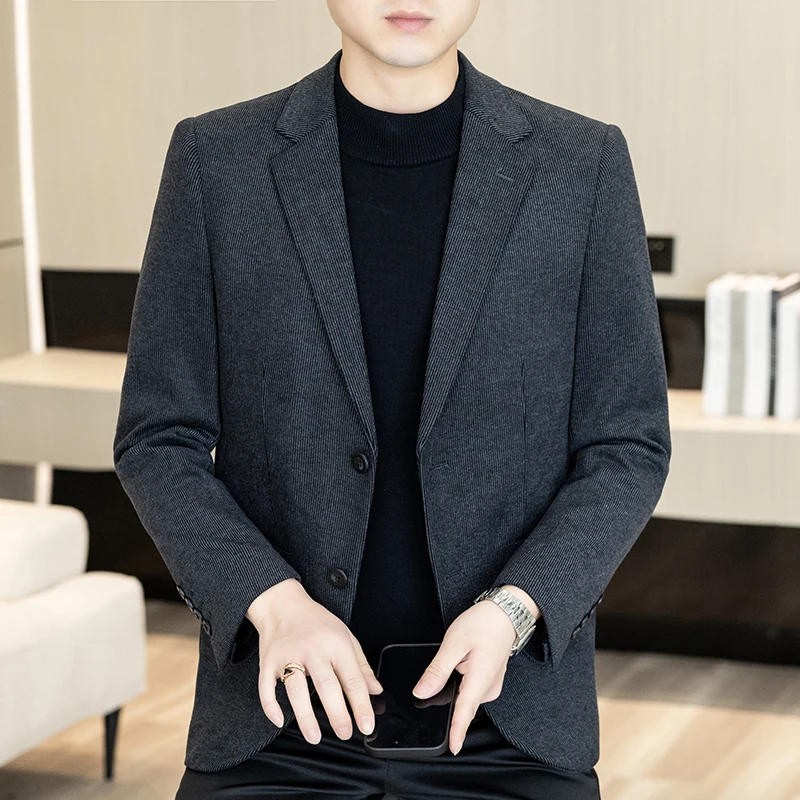 

The new autumn collection of high-quality men's fashionable banquets, stylish and versatile, trendy and casual suit jackets