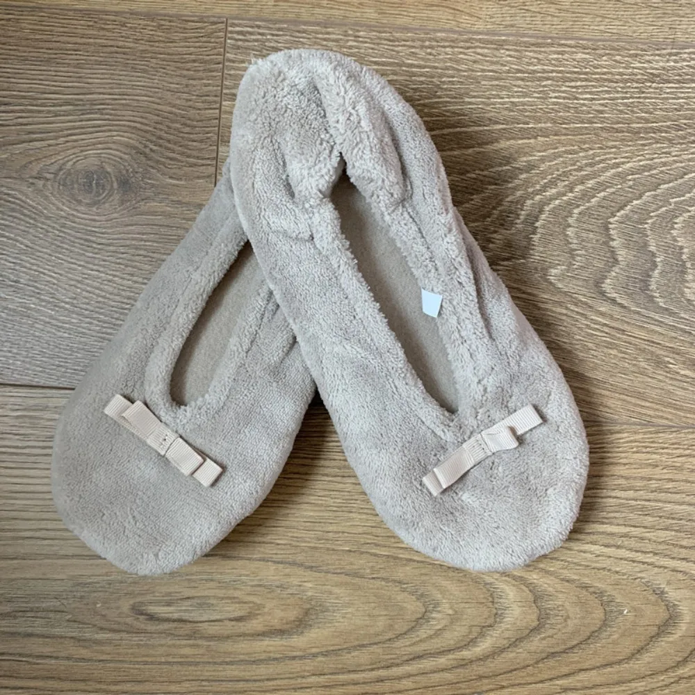 Closed Back Women House Slippers Soft Non-Slip Rubber Sole Indoor Floor Shoes Washable Bow Decor Warm Home Footwear Bedroom Use