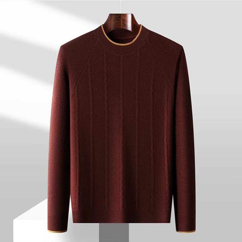 Men's solid color O-neck sweater, warm and elastic, versatile for leisure, suitable for daily wear in autumn and winter.