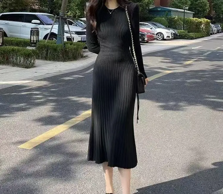 French Audrey Hepburn-Style Patchwork Knit Dress For Women Elegant&Figure-Flattering Inner Layer Base Layer Slimming Dresses