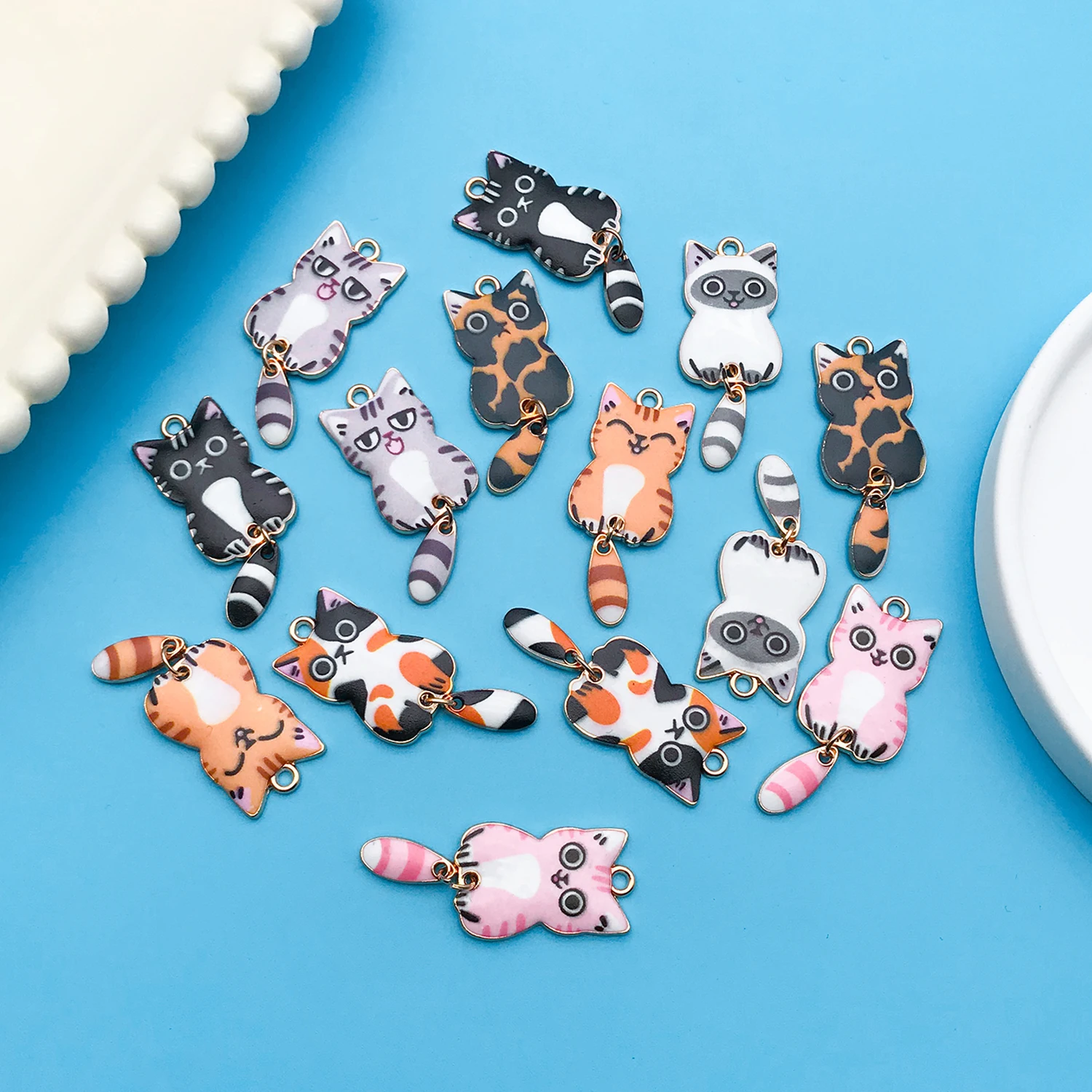 10/14pcs Mixed Multicolor Enamel Cat Charms Cartoon Cute Cat Shaped Pendants For DIYJewelry Making Findings Crafting Accessory