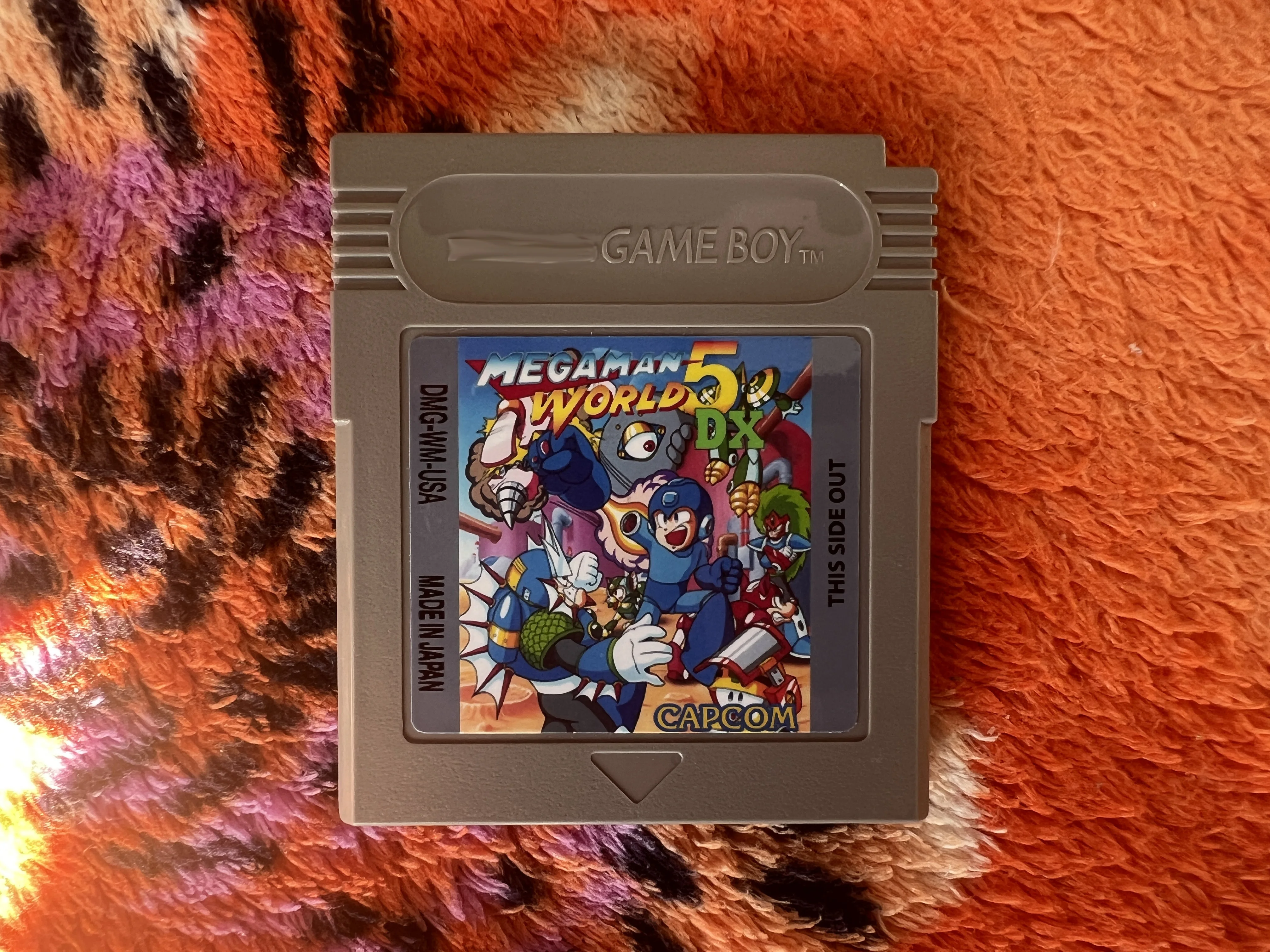 8bit game card : MEGAMAN WORLD 5 DX ( USA Version!! )