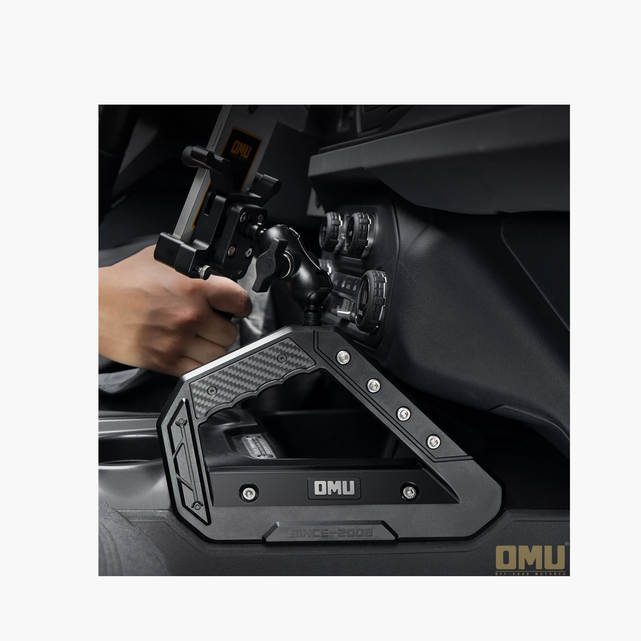 Aluminum carbon fiber SUV center console breakthrough point mobile phone holder enhanced stability Bronco 2.2kg